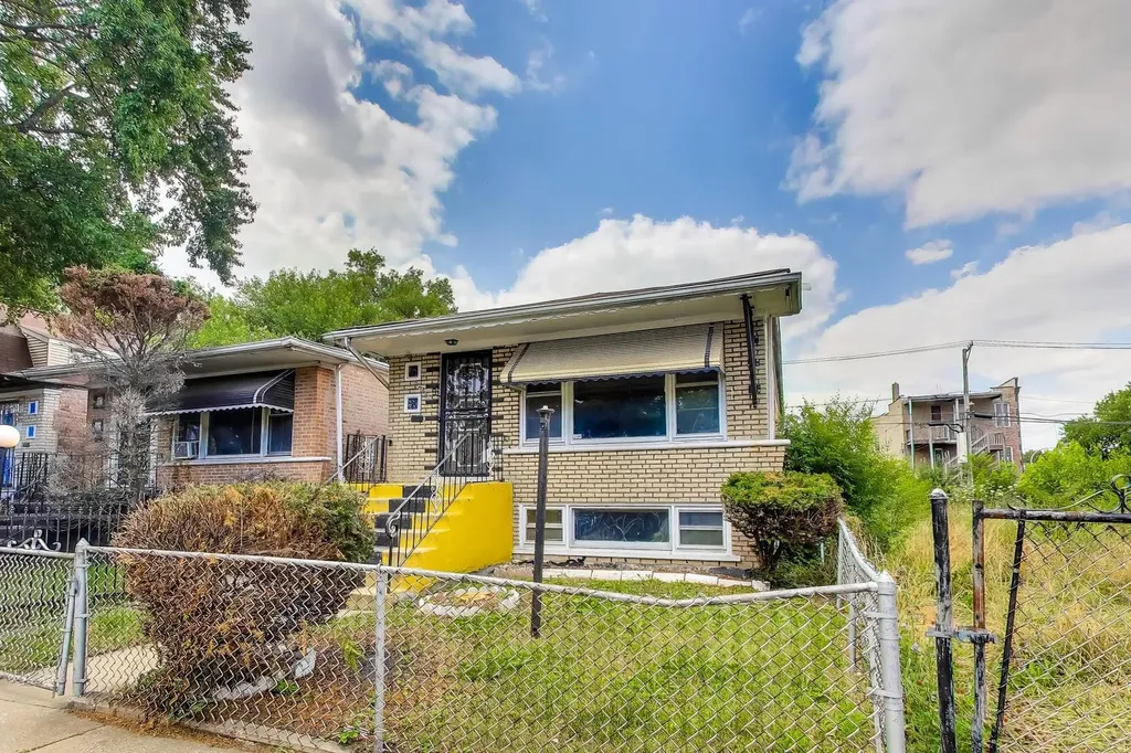6506 South Laflin Street Chicago IL 60636