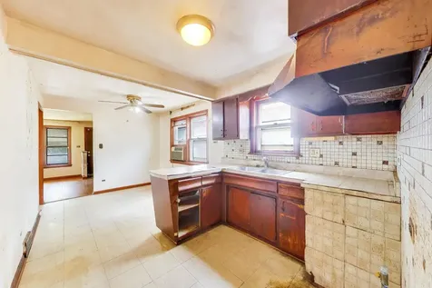 6506 South Laflin Street Chicago IL 60636