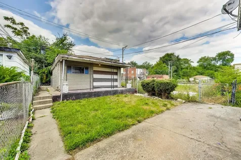 6506 South Laflin Street Chicago IL 60636
