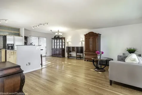 1408 South Fern Drive Mount Prospect IL 60056