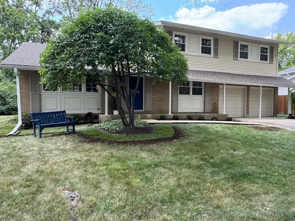 828 North Glenn Drive Palatine IL 60074