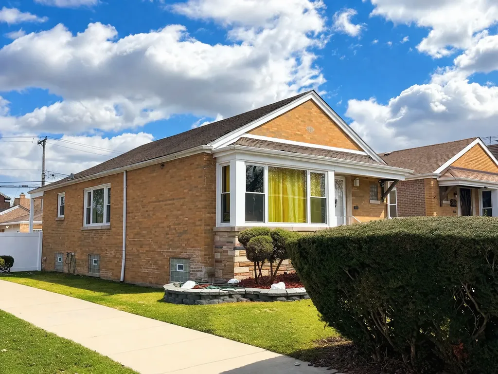 8201 South Homan Avenue Chicago IL 60652