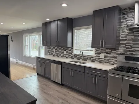 8201 South Homan Avenue Chicago IL 60652
