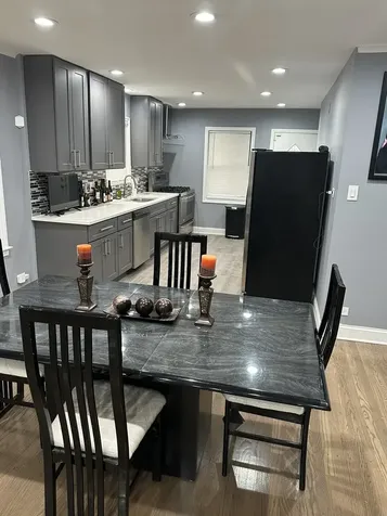 8201 South Homan Avenue Chicago IL 60652