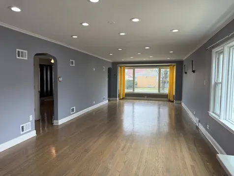 8201 South Homan Avenue Chicago IL 60652