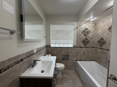 8201 South Homan Avenue Chicago IL 60652