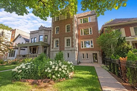 2712 West Logan Boulevard Chicago IL 60647