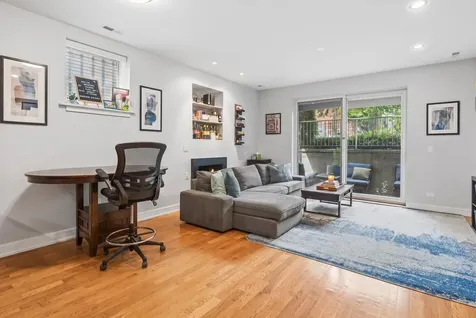 4303 North Kenmore Avenue Chicago IL 60613