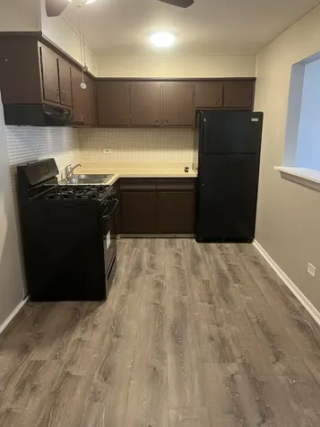 8817 South Roberts Road Hickory Hills IL 60457