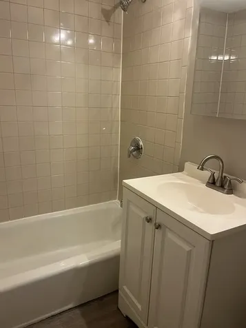 8817 South Roberts Road Hickory Hills IL 60457