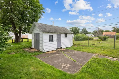 819 North Elm Street Kewanee IL 61443