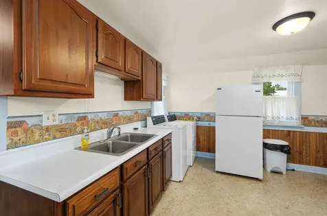 819 North Elm Street Kewanee IL 61443