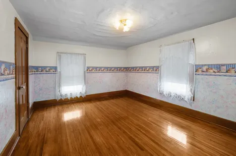 819 North Elm Street Kewanee IL 61443
