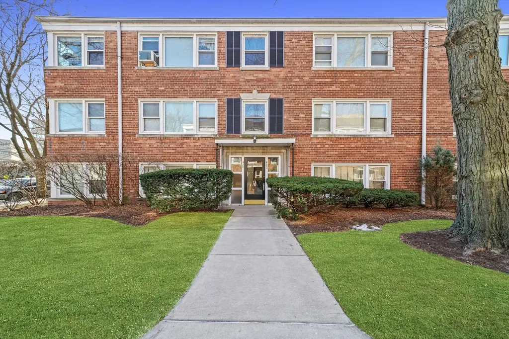 432 Elmwood Avenue Evanston IL 60202