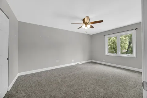 17742 Larkspur Lane Homewood IL 60430