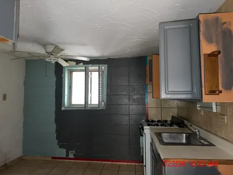 9126 South Buffalo Avenue Chicago IL 60617