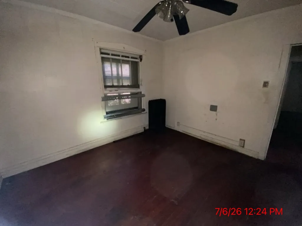 7342 South Bennett Avenue Chicago IL 60649