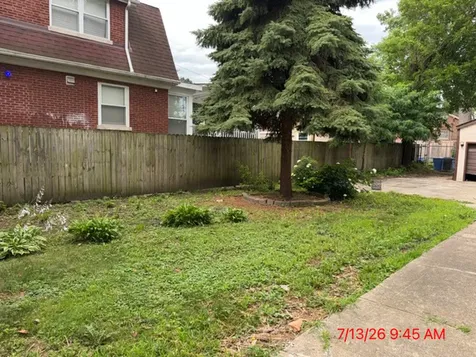 7342 South Bennett Avenue Chicago IL 60649