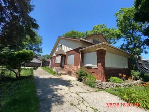7342 South Bennett Avenue Chicago IL 60649