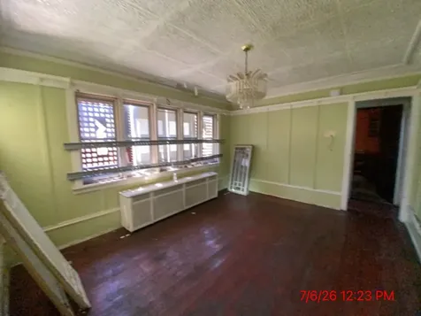 7342 South Bennett Avenue Chicago IL 60649