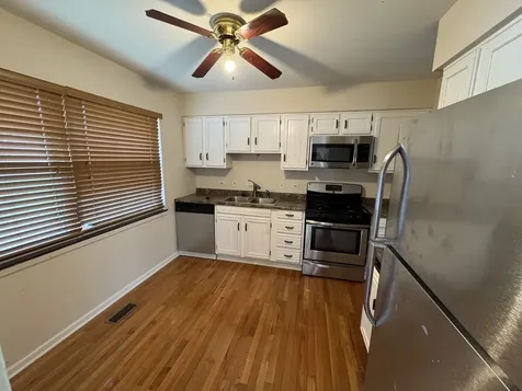 1990 Brookside Drive Hoffman Estates IL 60169