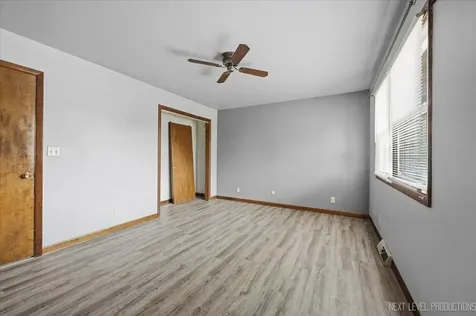 3268 D Hutchison Avenue Joliet IL 60431