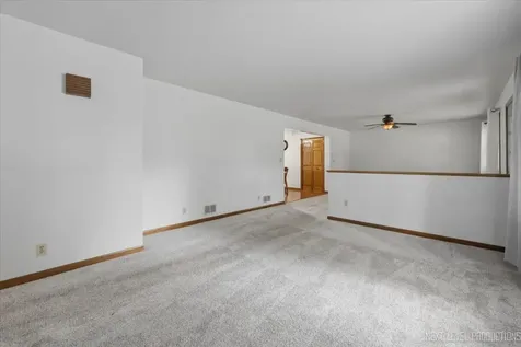 3268 D Hutchison Avenue Joliet IL 60431