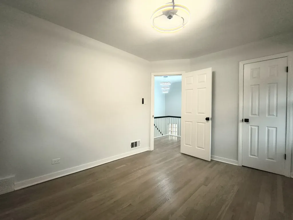 9637 South Wood Street Chicago IL 60643