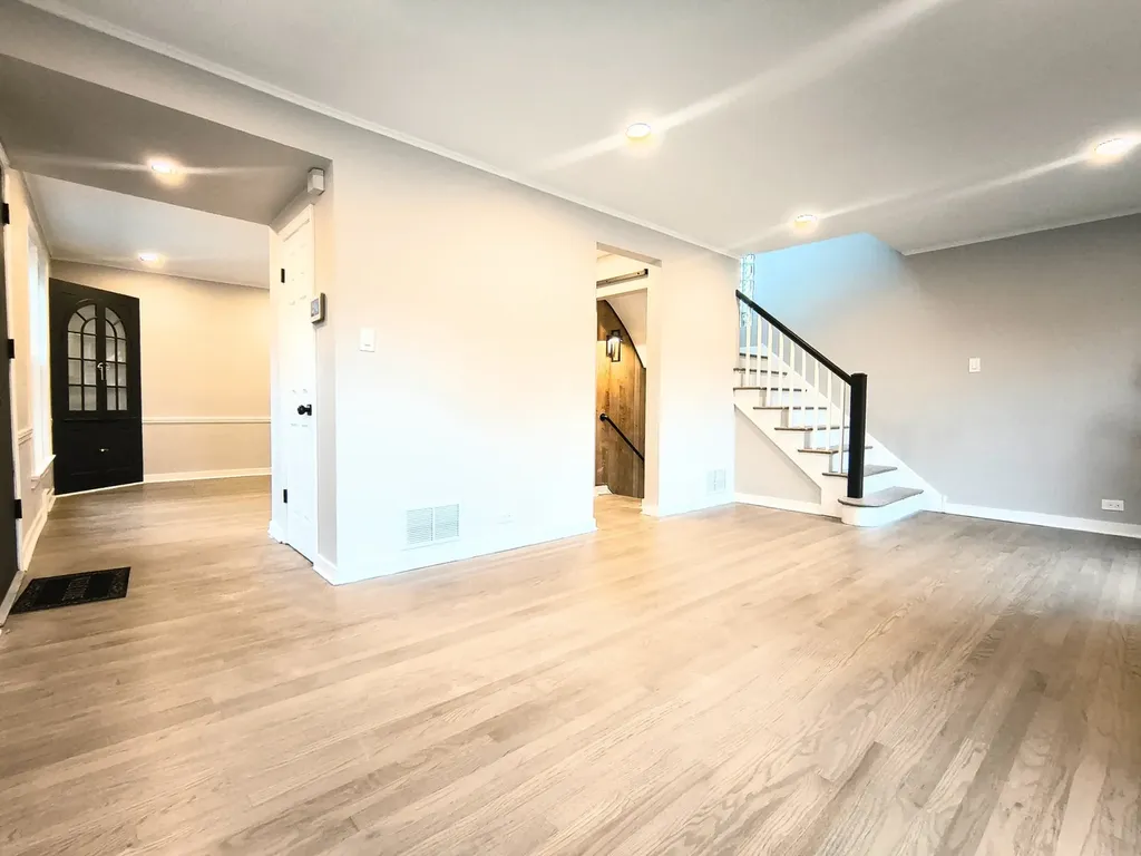9637 South Wood Street Chicago IL 60643