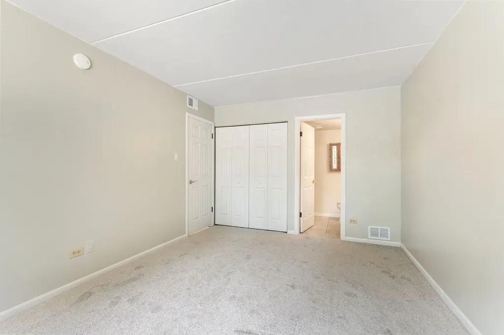 9837 Treetop Drive Orland Park IL 60462