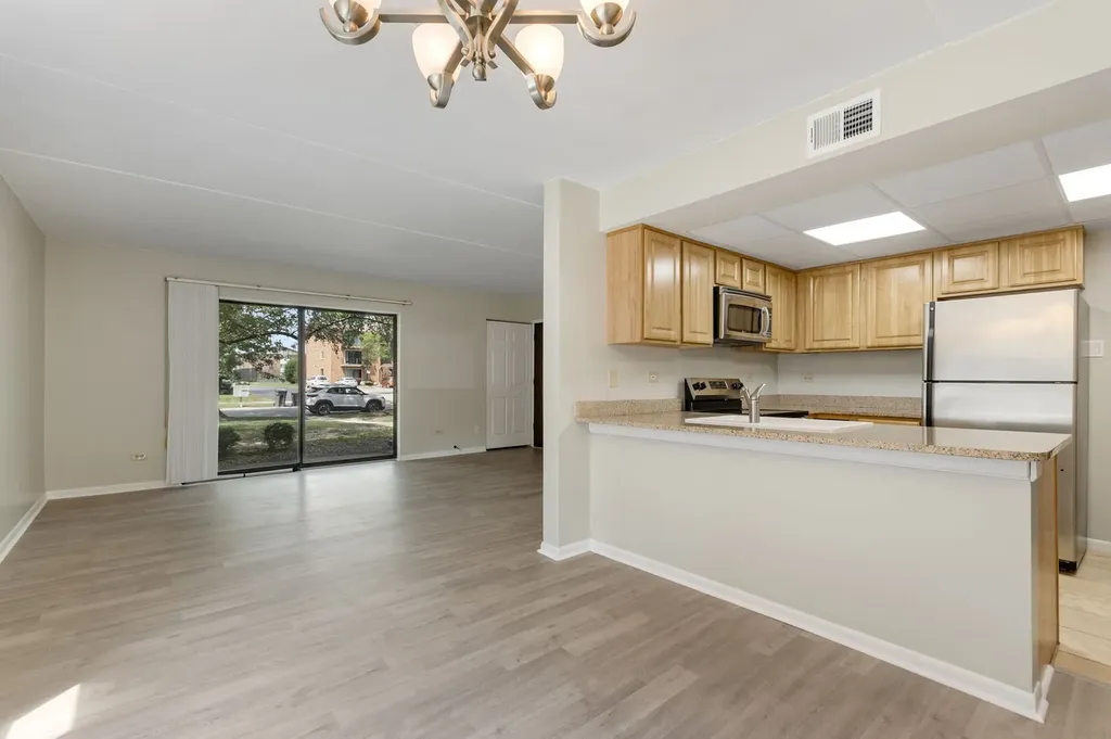 9837 Treetop Drive Orland Park IL 60462