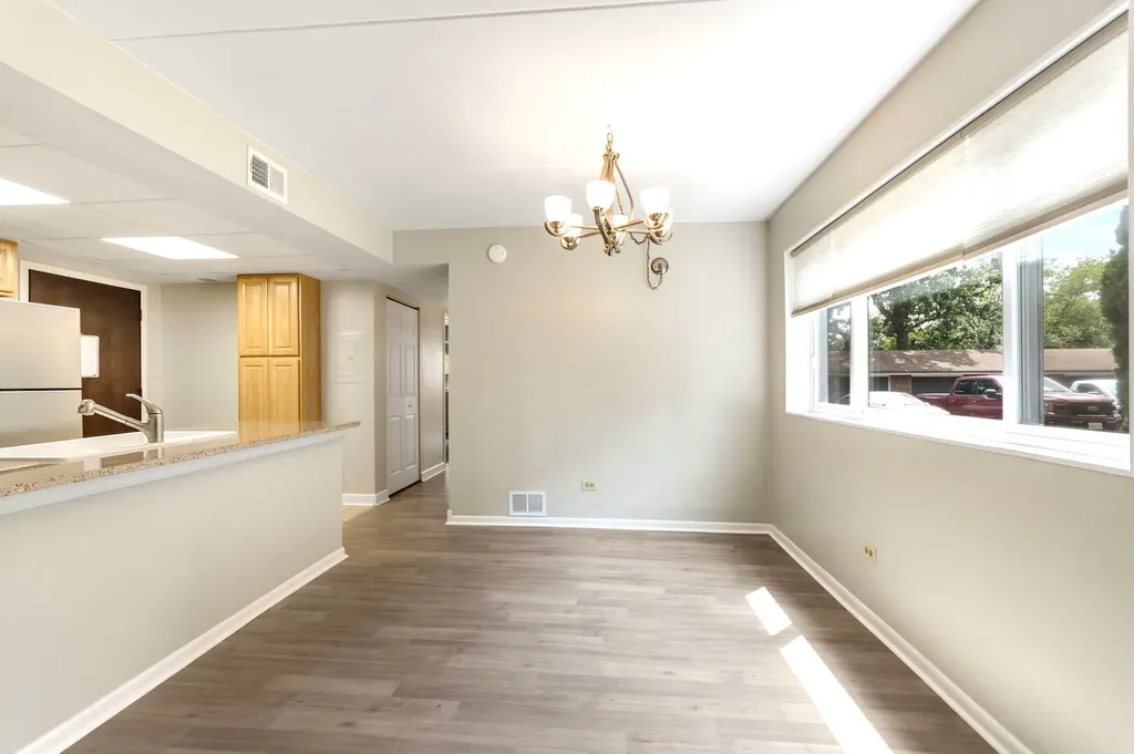 9837 Treetop Drive Orland Park IL 60462