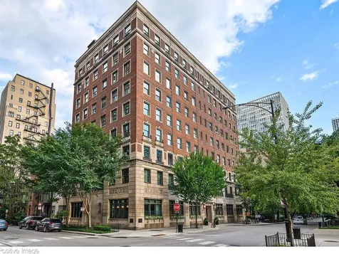 1255 North State Parkway Chicago IL 60610