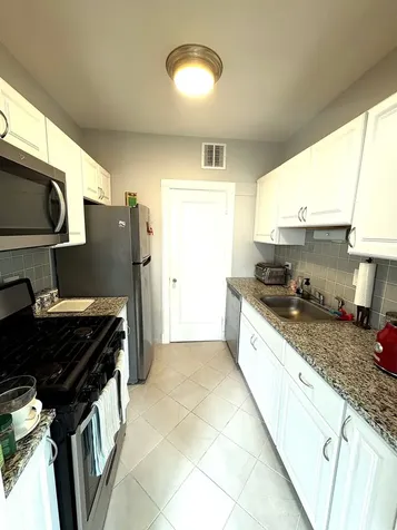 1255 North State Parkway Chicago IL 60610