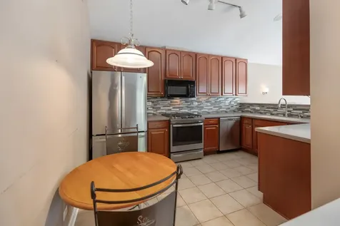 919 Pheasant Trail St. Charles IL 60174