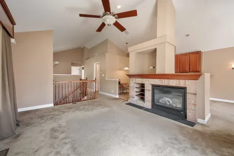 919 Pheasant Trail St. Charles IL 60174