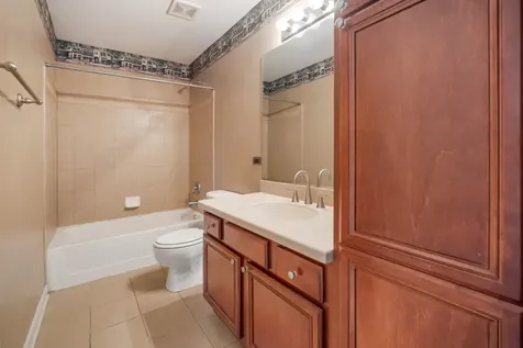 919 Pheasant Trail St. Charles IL 60174