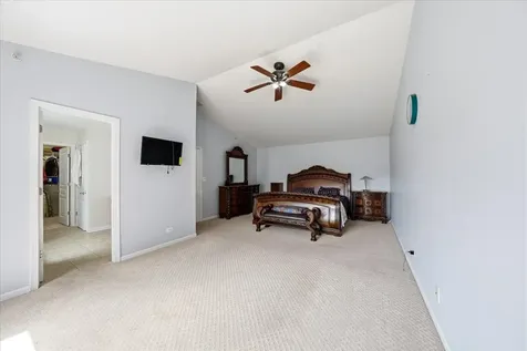 663 Huntington Boulevard West Dundee IL 60118