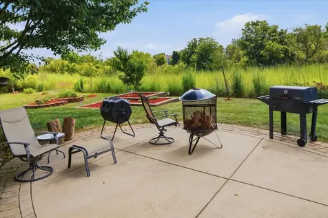 663 Huntington Boulevard West Dundee IL 60118