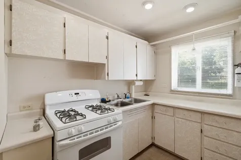 75 Maricopa Lane Hoffman Estates IL 60169