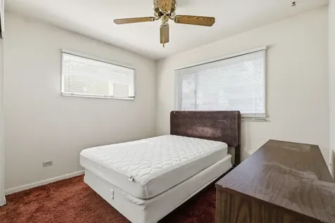 75 Maricopa Lane Hoffman Estates IL 60169