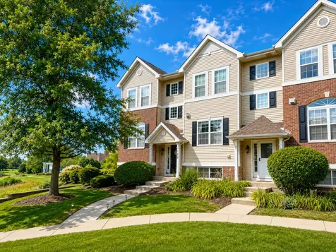 120 Lakeshore Drive Oswego IL 60543