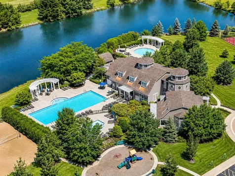120 Lakeshore Drive Oswego IL 60543