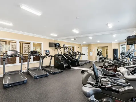 120 Lakeshore Drive Oswego IL 60543