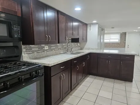 1935 North Leamington Avenue Chicago IL 60639