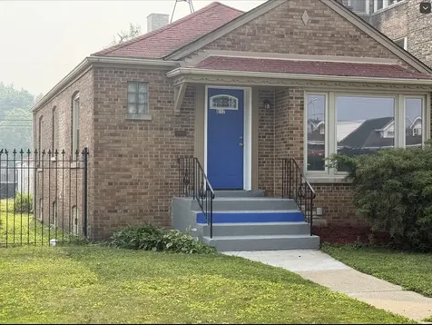 8117 South Michigan Avenue Chicago IL 60619