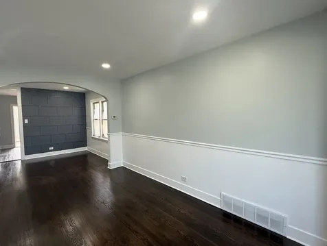 8117 South Michigan Avenue Chicago IL 60619