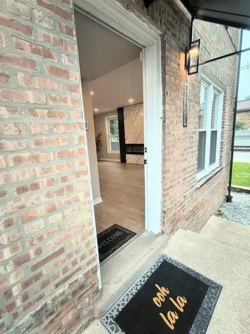 9637 South Wood Street Chicago IL 60643