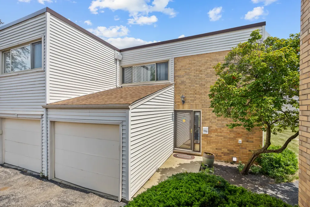 369 Cedar Tree Court Hoffman Estates IL 60169