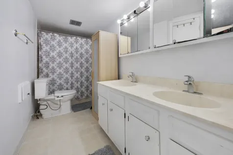369 Cedar Tree Court Hoffman Estates IL 60169